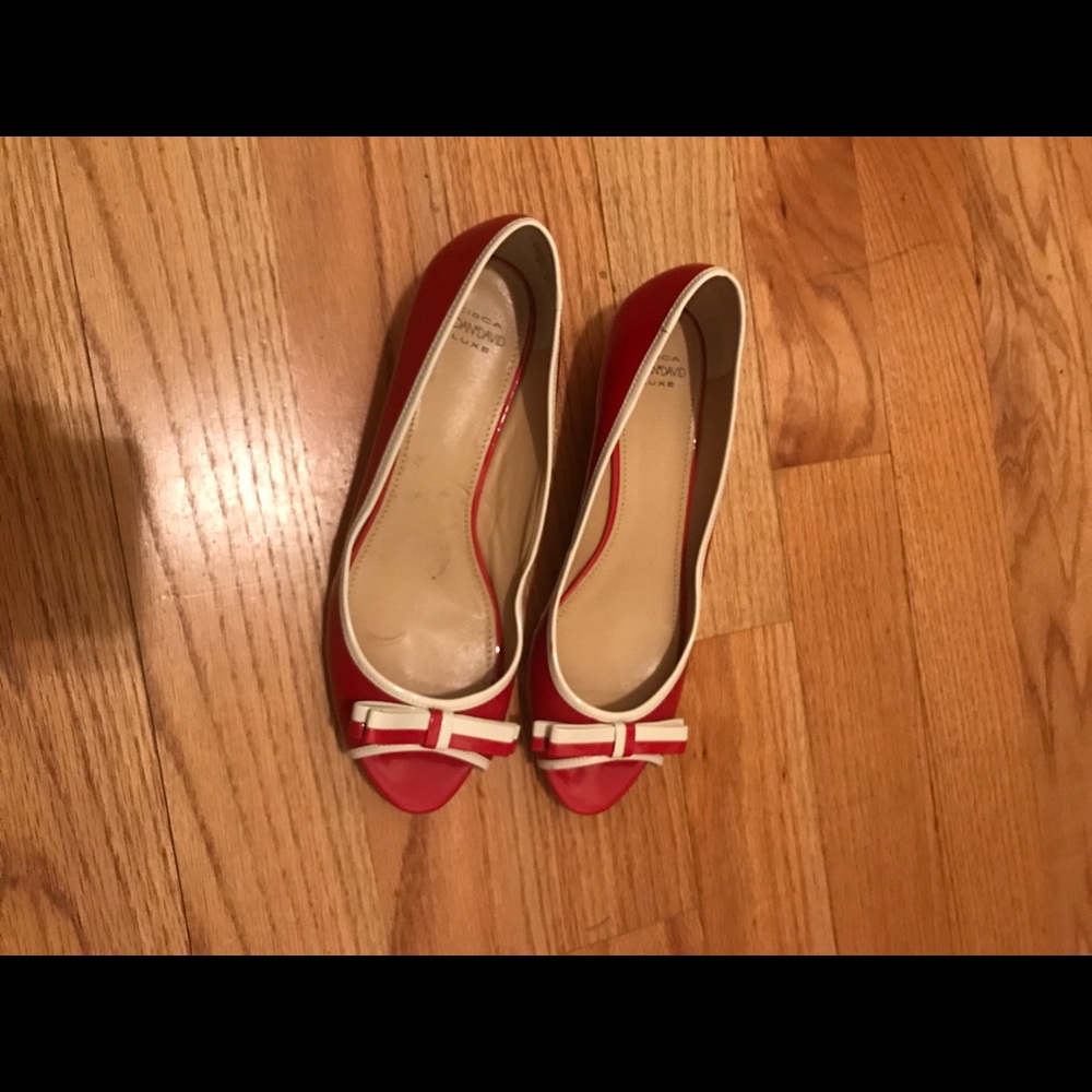 Joan & David flats